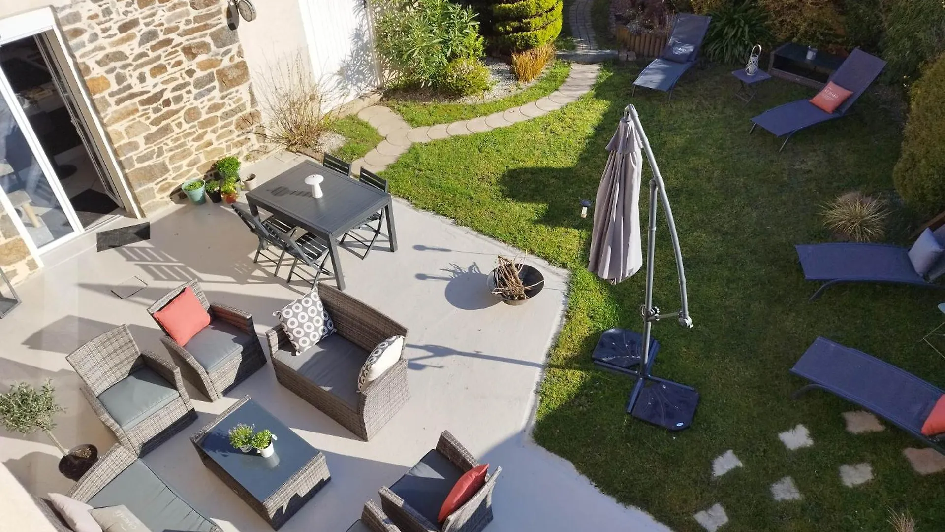 Couette-café Home Emoi La Gouesnière